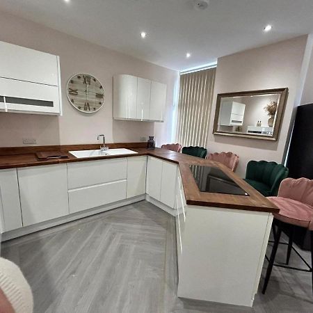 Strawberry Fields Suite By Sasco Apartments Blackpool Kültér fotó