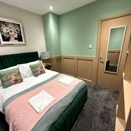 Strawberry Fields Suite By Sasco Apartments Blackpool Kültér fotó