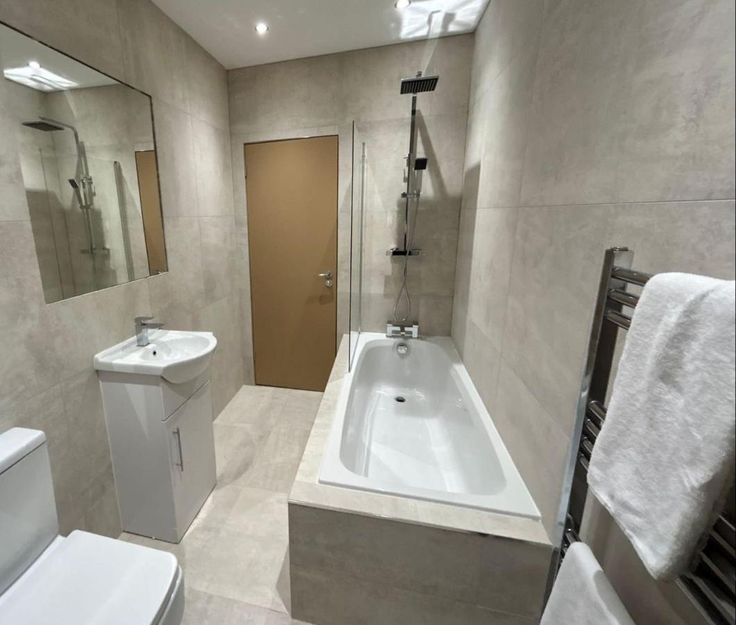 Strawberry Fields Suite By Sasco Apartments Blackpool Kültér fotó