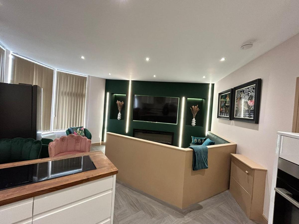 Strawberry Fields Suite By Sasco Apartments Blackpool Kültér fotó