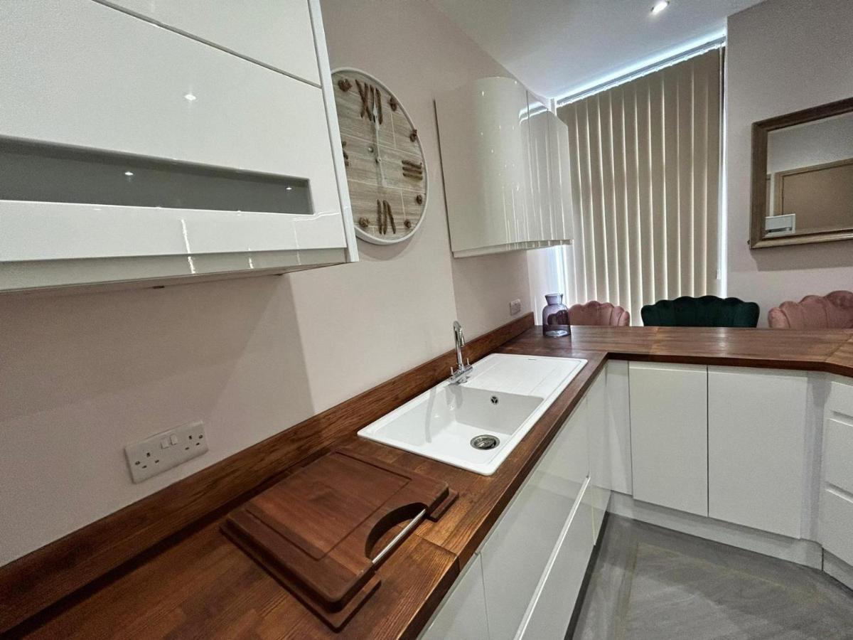 Strawberry Fields Suite By Sasco Apartments Blackpool Kültér fotó